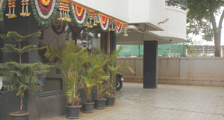 Radhika Inn Service Apartments, Nashik 4
